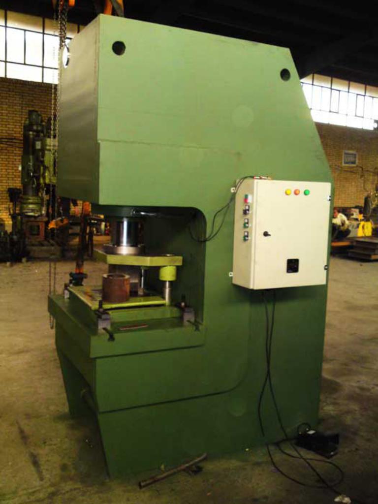 C-frame-press-3
